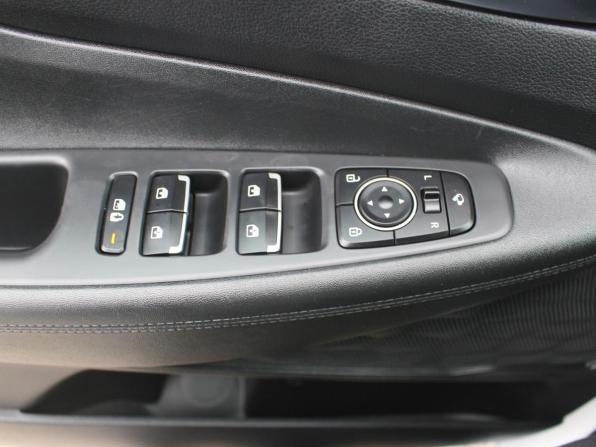 Hyundai Santa Fe IV Рестайлинг с пробегом 2022 года, цена 3 579 000 рублей, 77444 км, внедорожник, Автокод Объявления