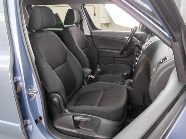 Skoda Yeti I Рестайлинг с пробегом 2014 года, цена 949 000 рублей, 235807 км, внедорожник, Автокод Объявления