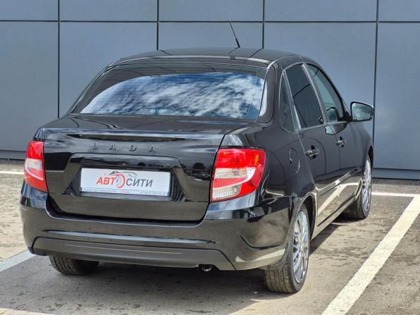 Lada (ВАЗ) Granta I Рестайлинг с пробегом 2022 года, цена 695 000 рублей, 120000 км, седан, Автокод Объявления