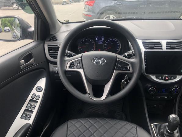 Hyundai Solaris I Рестайлинг с пробегом 2016 года, цена 1 025 000 рублей, 153808 км, седан, Автокод Объявления