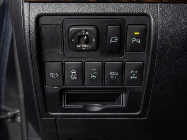 Toyota Land Cruiser 200 Series Рестайлинг 1 с пробегом 2014 года, цена 4 579 000 рублей, 203677 км, внедорожник, Автокод Объявления