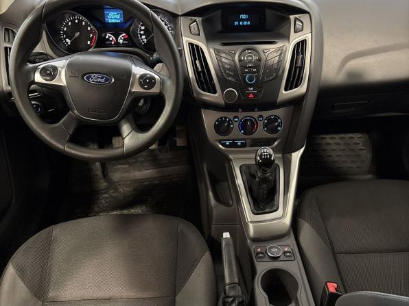 Ford Focus III с пробегом 2013 года, цена 610 000 рублей, 159000 км, седан, Автокод Объявления