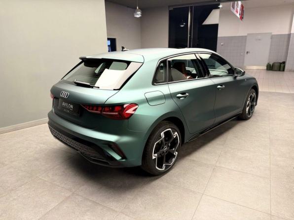 Новый Audi A3 IV (8Y) Рестайлинг 2025 года, цена 4 438 000 рублей, хэтчбек, Автокод Объявления