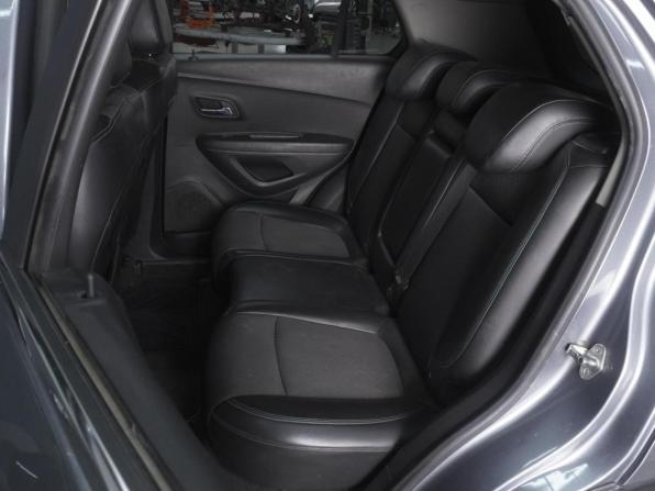 Chevrolet Tracker III с пробегом 2015 года, цена 920 000 рублей, 238924 км, внедорожник, Автокод Объявления