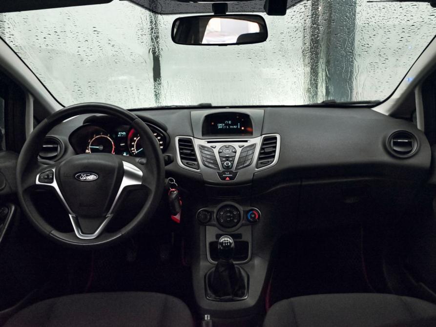 Ford Fiesta Mk6 Рестайлинг Екатеринбург  - изображение 17