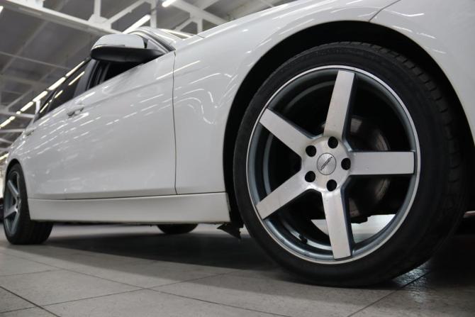 BMW 3 серии VI (F3x) Рестайлинг с пробегом 2015 года, цена 1 655 550 рублей, 97539 км, седан, Автокод Объявления