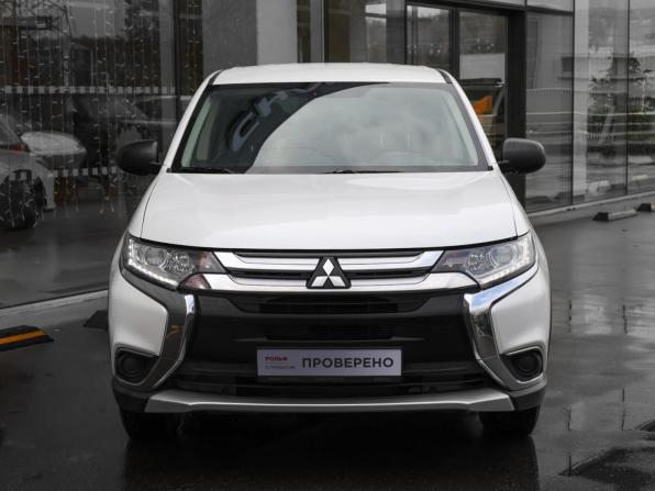 Mitsubishi Outlander III Рестайлинг 2 с пробегом 2017 года, цена 1 498 000 рублей, 194000 км, внедорожник, Автокод Объявления