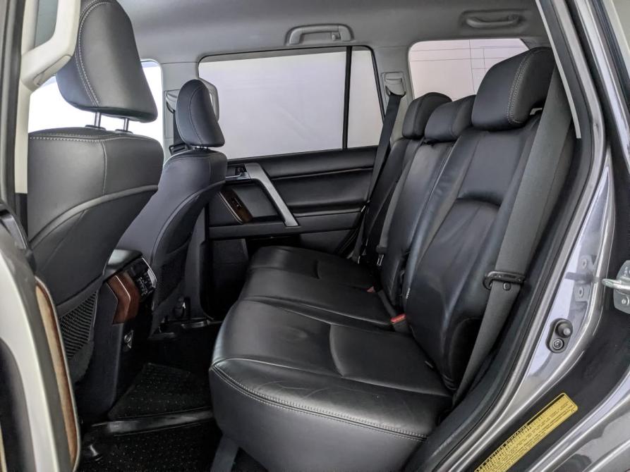 Toyota Land Cruiser Prado 150 Series Рестайлинг 1 Москва  - изображение 18