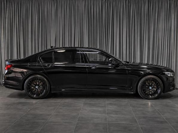 BMW 7 серии VI (G11/G12) Рестайлинг с пробегом 2019 года, цена 6 499 000 рублей, 95174 км, седан, Автокод Объявления