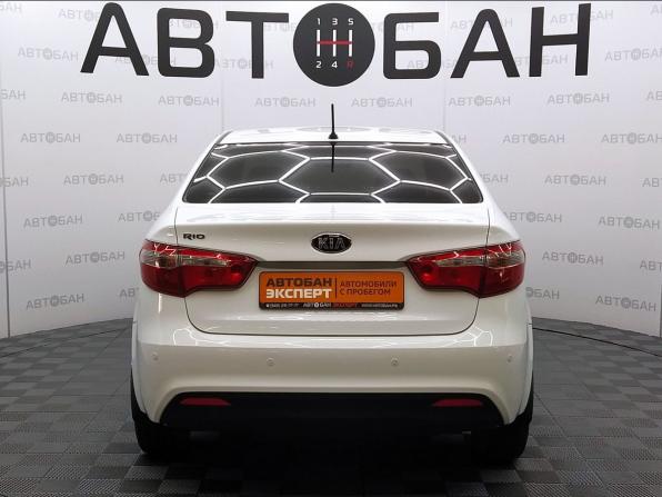 Kia Rio III с пробегом 2014 года, цена 730 000 рублей, 254606 км, седан, Автокод Объявления