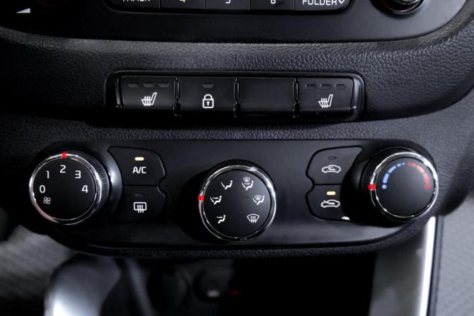 Kia Ceed II с пробегом 2014 года, цена 949 999 рублей, 177000 км, универсал, Автокод Объявления