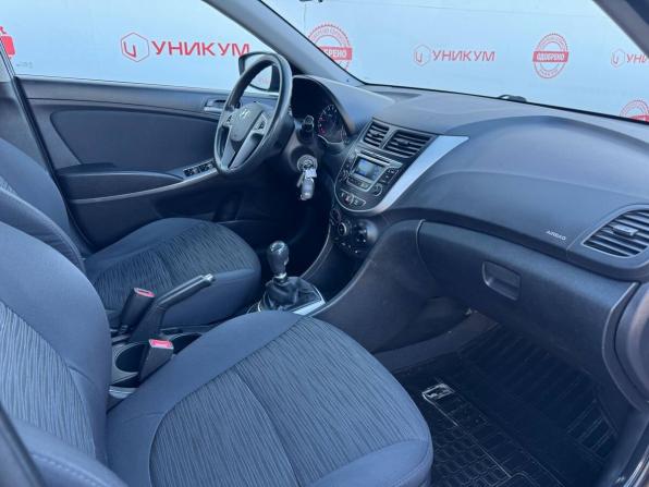 Hyundai Solaris I Рестайлинг с пробегом 2016 года, цена 999 000 рублей, 177429 км, седан, Автокод Объявления