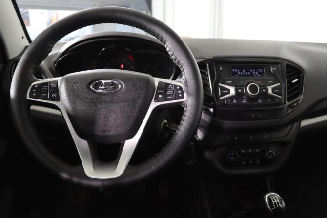 Lada (ВАЗ) Vesta I с пробегом 2018 года, цена 879 990 рублей, 95286 км, седан, Автокод Объявления