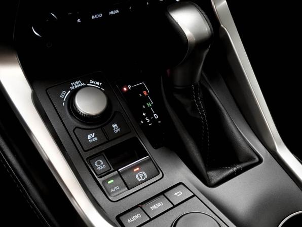 Lexus NX I с пробегом 2014 года, цена 2 678 500 рублей, 159902 км, внедорожник, Автокод Объявления