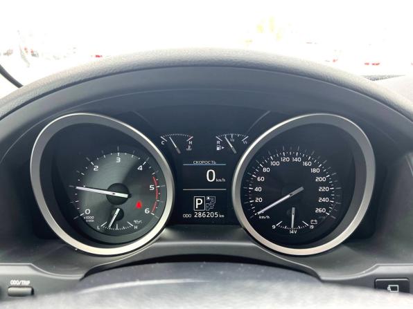 Toyota Land Cruiser 200 Series Рестайлинг 1 с пробегом 2013 года, цена 3 740 000 рублей, 286210 км, внедорожник, Автокод Объявления