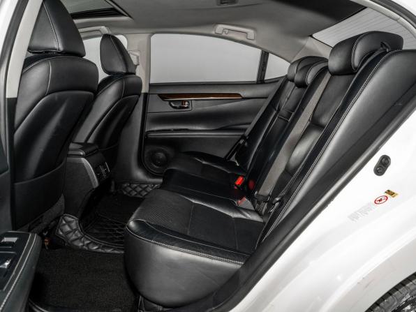 Lexus ES VI с пробегом 2014 года, цена 1 950 000 рублей, 187781 км, седан, Автокод Объявления