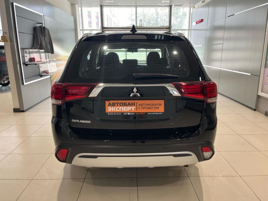 Mitsubishi Outlander III Рестайлинг 3 Екатеринбург  - изображение 5