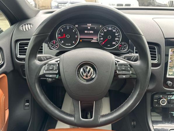 Volkswagen Touareg II с пробегом 2014 года, цена 2 490 000 рублей, 209271 км, внедорожник, Автокод Объявления