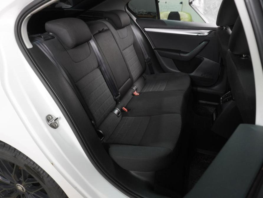 Skoda Octavia III (A7) Воронеж  - изображение 7