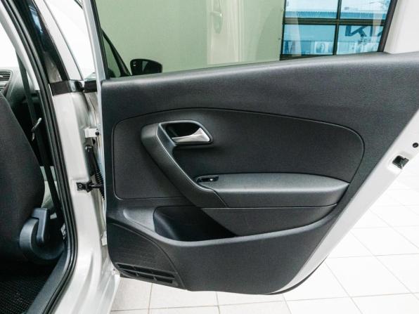 Volkswagen Polo V с пробегом 2010 года, цена 760 000 рублей, 75618 км, седан, Автокод Объявления
