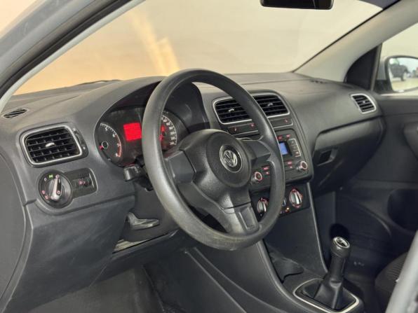 Volkswagen Polo V с пробегом 2010 года, цена 500 000 рублей, 190242 км, седан, Автокод Объявления