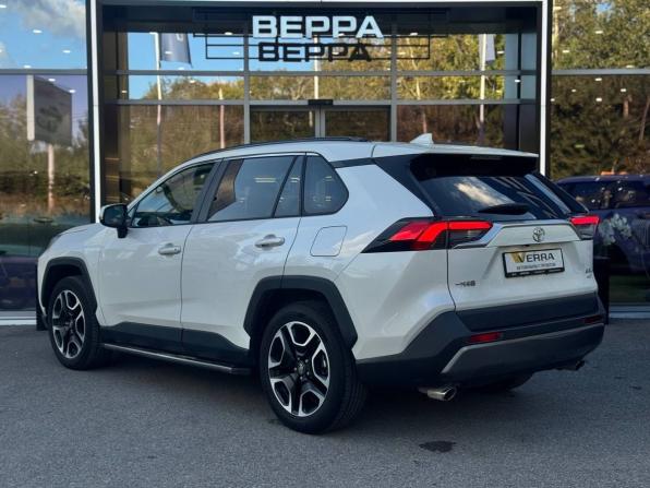 Toyota RAV4 V (XA50) с пробегом 2021 года, цена 3 700 000 рублей, 20093 км, внедорожник, Автокод Объявления
