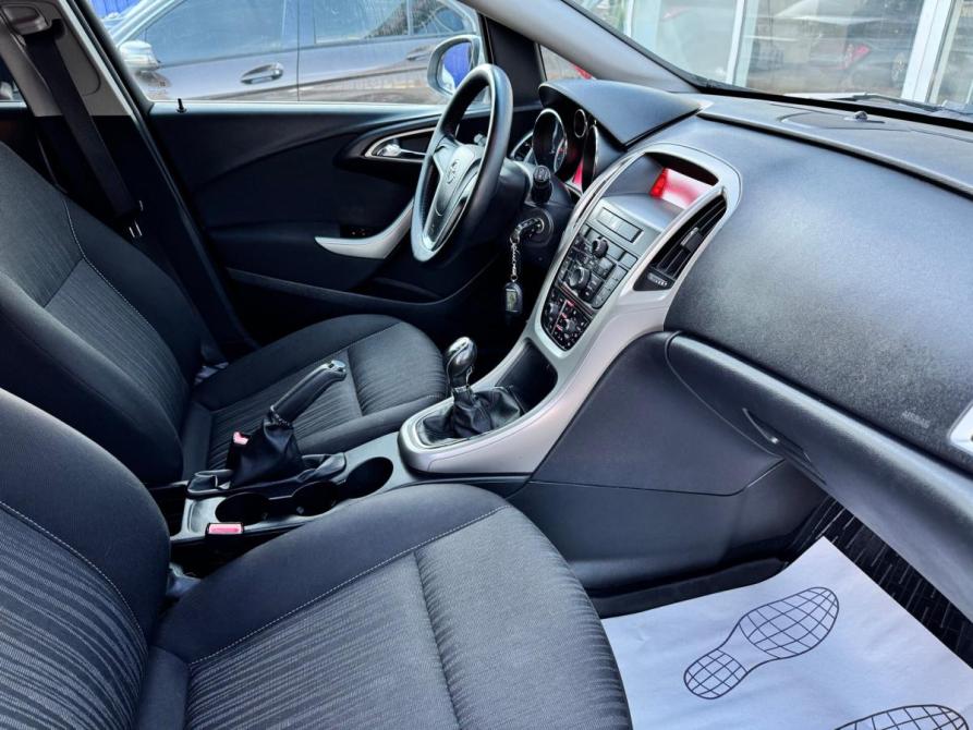 Opel Astra J Ульяновск  - изображение 10