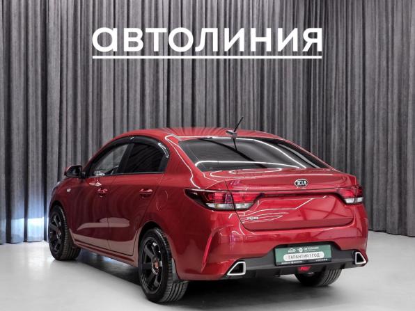 Kia Rio IV Рестайлинг с пробегом 2021 года, цена 1 699 000 рублей, 52000 км, седан, Автокод Объявления