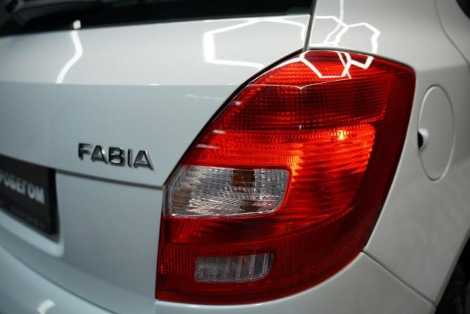 Skoda Fabia II Рестайлинг с пробегом 2013 года, цена 747 000 рублей, 149000 км, хэтчбек, Автокод Объявления