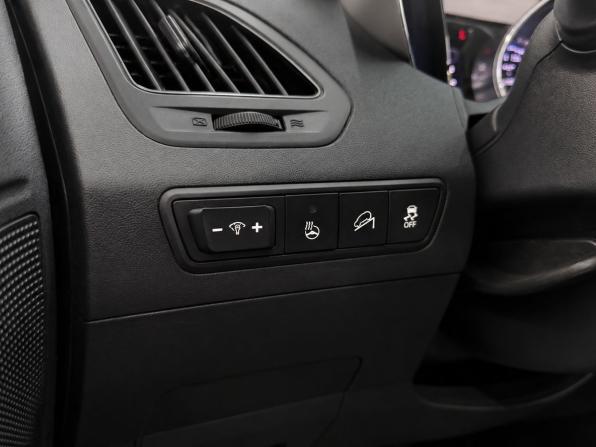 Hyundai ix35 I Рестайлинг с пробегом 2015 года, цена 1 399 000 рублей, 180000 км, внедорожник, Автокод Объявления