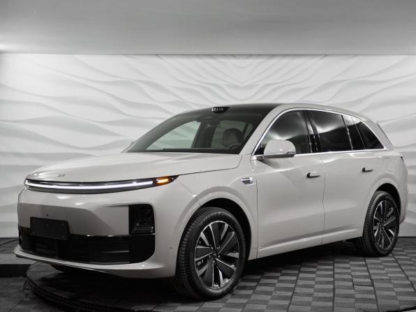 Новый Li Auto (Lixiang) L6 2025 года, цена 8 190 000 рублей, внедорожник, Автокод Объявления