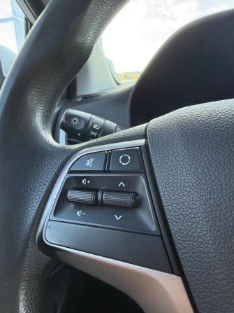 Hyundai Solaris II с пробегом 2017 года, цена 820 000 рублей, 246676 км, седан, Автокод Объявления