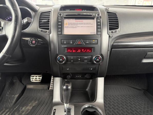 Kia Sorento II с пробегом 2012 года, цена 1 319 000 рублей, 231000 км, внедорожник, Автокод Объявления