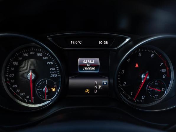 Mercedes-Benz GLA I (X156) Рестайлинг с пробегом 2019 года, цена 2 019 700 рублей, 184505 км, внедорожник, Автокод Объявления