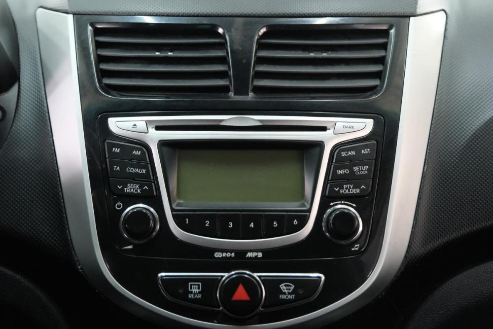 Hyundai Solaris I Омск  - изображение 17