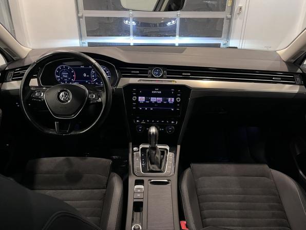 Volkswagen Passat B8 с пробегом 2018 года, цена 2 682 000 рублей, 84376 км, седан, Автокод Объявления
