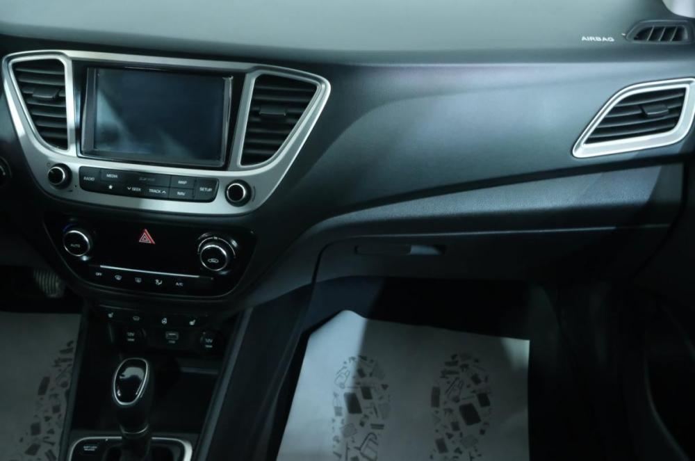 Hyundai Solaris II Омск  - изображение 17