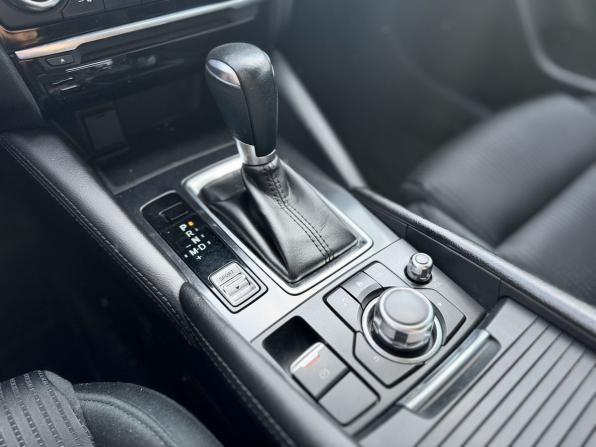 Mazda 6 III (GJ) Рестайлинг с пробегом 2015 года, цена 2 049 000 рублей, 124852 км, седан, Автокод Объявления