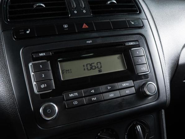 Volkswagen Polo V с пробегом 2012 года, цена 799 000 рублей, 117910 км, седан, Автокод Объявления