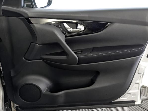 Nissan Qashqai II с пробегом 2019 года, цена 1 790 000 рублей, 73572 км, внедорожник, Автокод Объявления
