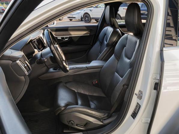 Volvo S90 II Рестайлинг с пробегом 2021 года, цена 3 569 000 рублей, 102383 км, седан, Автокод Объявления