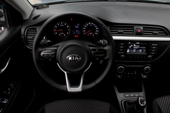 Kia Rio IV с пробегом 2017 года, цена 1 310 000 рублей, 77736 км, седан, Автокод Объявления