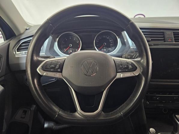 Volkswagen Tiguan II Рестайлинг с пробегом 2021 года, цена 2 629 000 рублей, 104398 км, внедорожник, Автокод Объявления