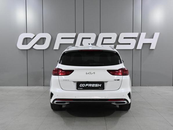 Kia Ceed III Рестайлинг с пробегом 2021 года, цена 2 119 000 рублей, 54270 км, универсал, Автокод Объявления