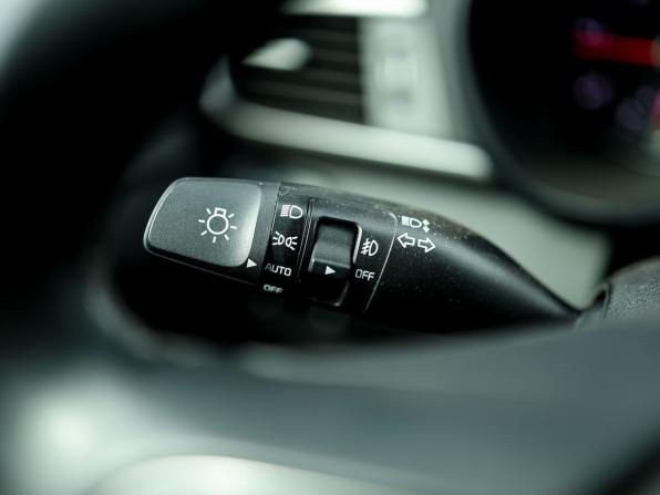 Kia K5 II с пробегом 2017 года, цена 1 899 000 рублей, 71400 км, седан, Автокод Объявления