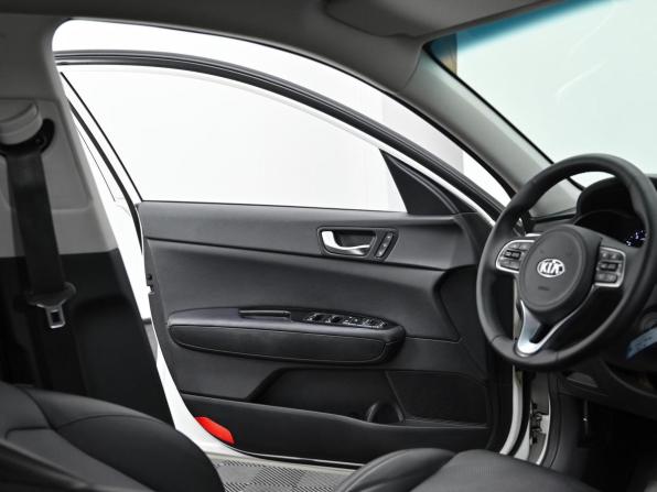 Kia Optima IV с пробегом 2017 года, цена 1 549 000 рублей, 151000 км, седан, Автокод Объявления