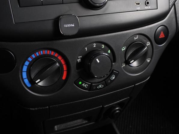 Chevrolet Aveo I Рестайлинг с пробегом 2011 года, цена 379 000 рублей, 181081 км, седан, Автокод Объявления