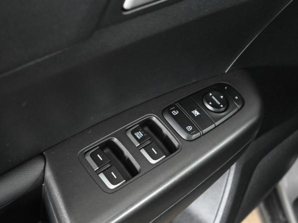 Kia Sportage IV Рестайлинг с пробегом 2019 года, цена 2 225 000 рублей, 87535 км, внедорожник, Автокод Объявления