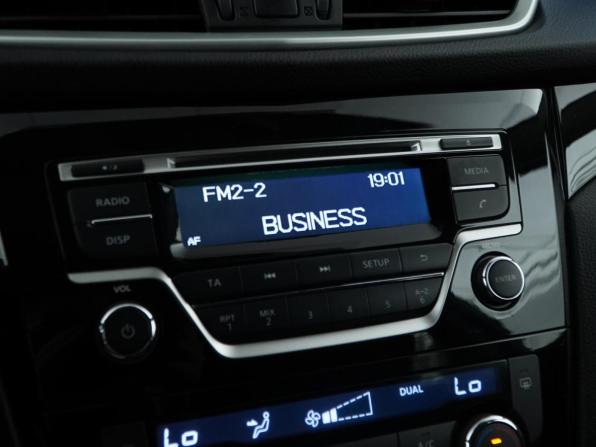 Nissan Qashqai II с пробегом 2016 года, цена 1 650 000 рублей, 92858 км, внедорожник, Автокод Объявления