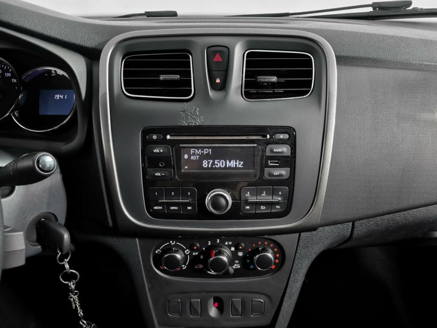 Renault Logan II Нижний Новгород  - изображение 17